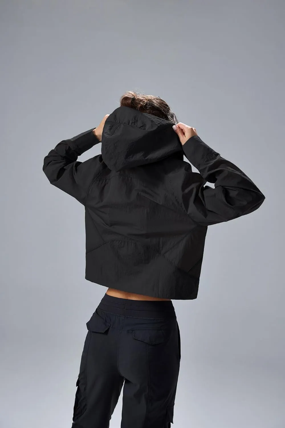 altiland UPF 50  Cool Feeling Water Repellent Raincoats for Women - Lightweight Hooded Outdoor Cycling Jacket Windbreaker