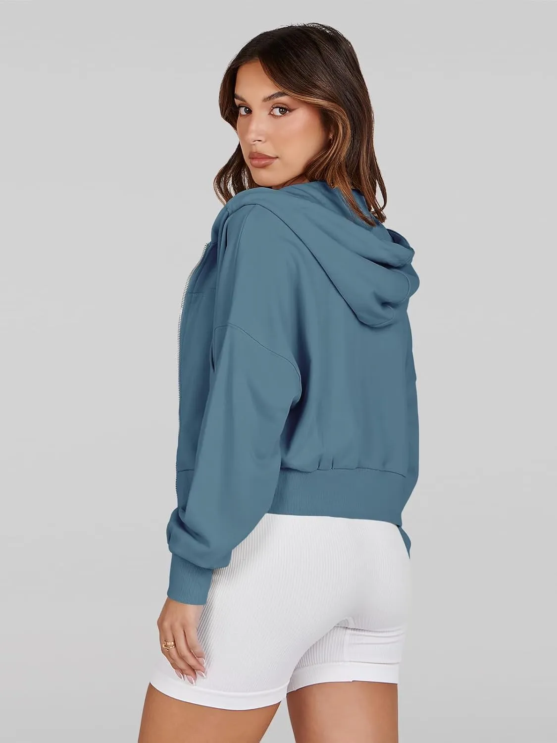 Fisoew Women's Crop Zip Up Hoodies Casual Long Sleeve Hooded Cropped Sweatshirts with Pockets