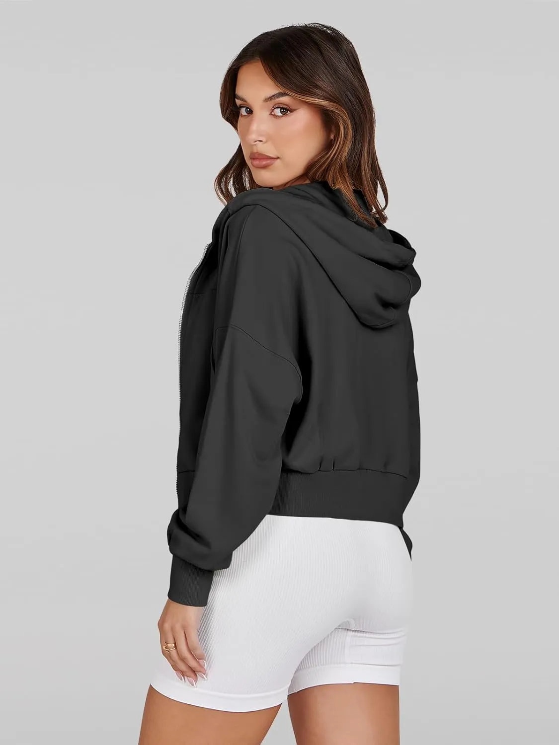 Fisoew Women's Crop Zip Up Hoodies Casual Long Sleeve Hooded Cropped Sweatshirts with Pockets