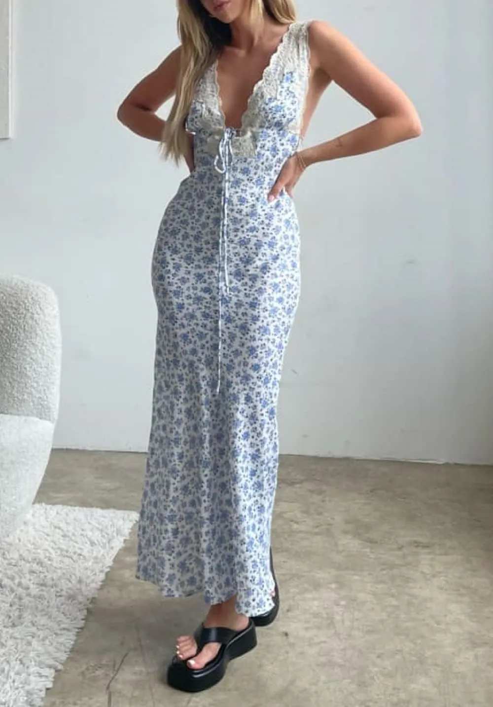 Juakoso Women Y2K Floral Printed Long Dress V Neck Backless Maxi Dress Sleeveless Going Out Sundress Summer Beachwear