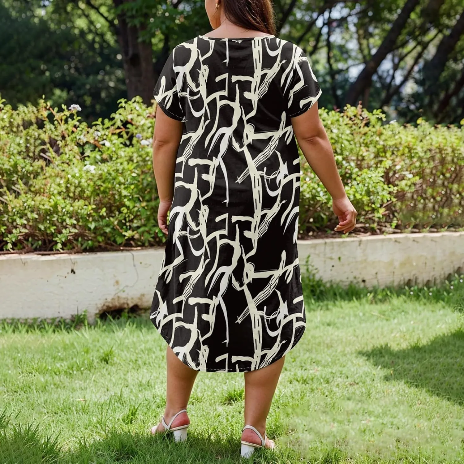Plus Size Maxi Dress for Curvy Women Summer Casual Floral Print V Neck Pockets Beach Coverup Vacation Loose Sundress