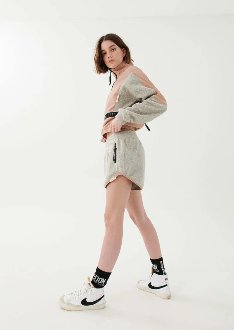STATIC SHORT IN SILVER