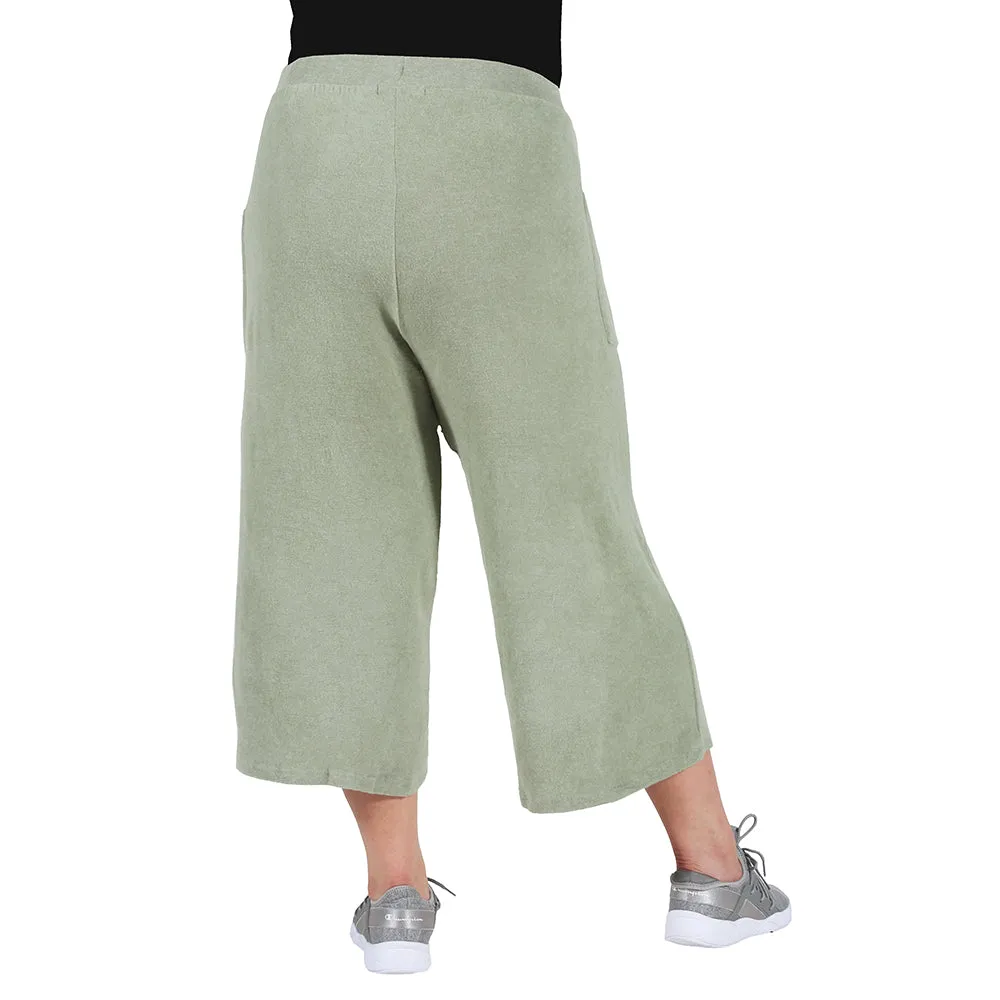 The Comfort Collection Plus Size Sporty Capri