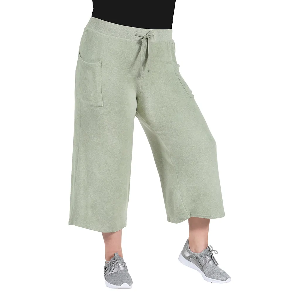 The Comfort Collection Plus Size Sporty Capri