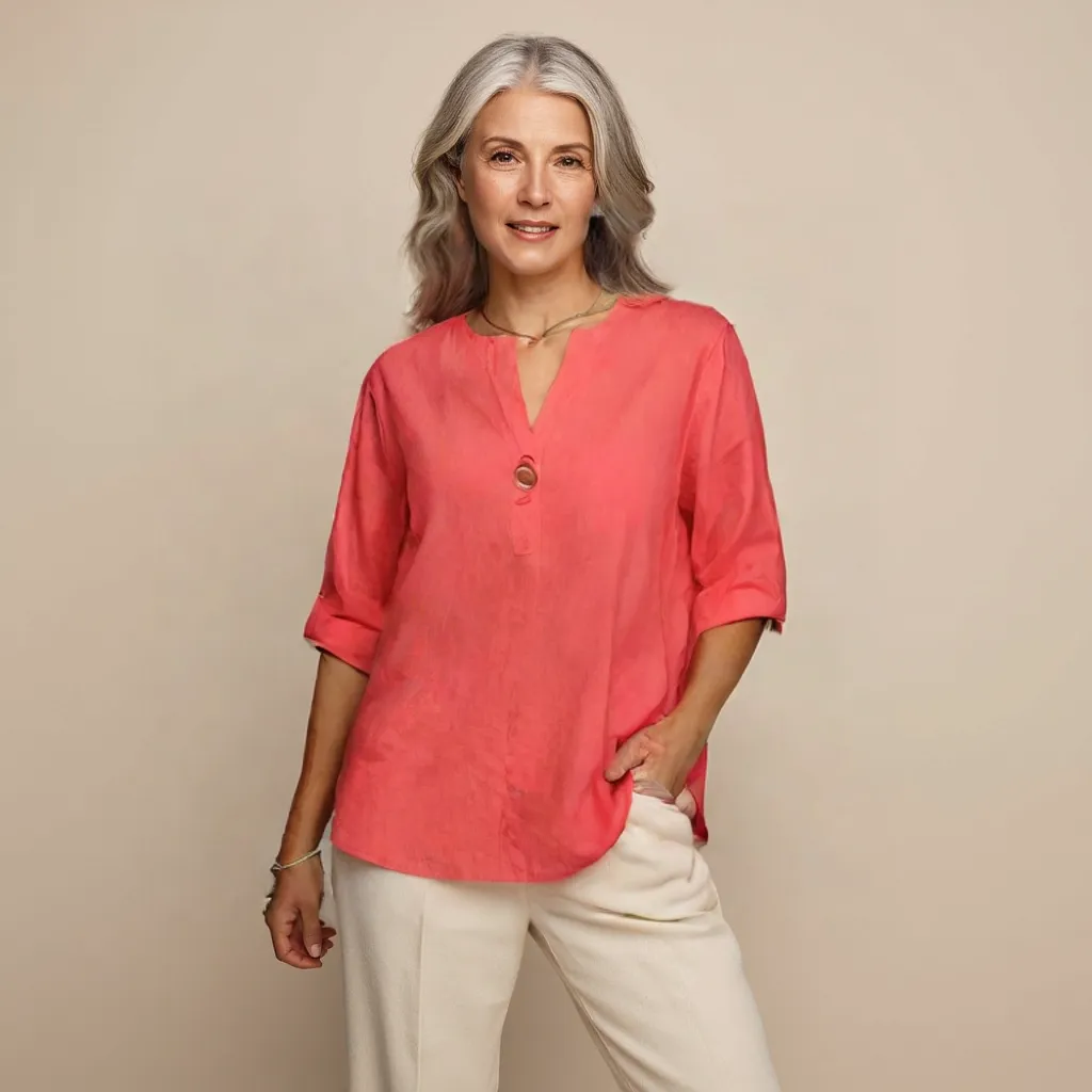 Yvonna - Chic Comfort Blouse